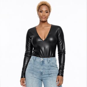 New Black V-Neck Vegan Long Sleeve Top